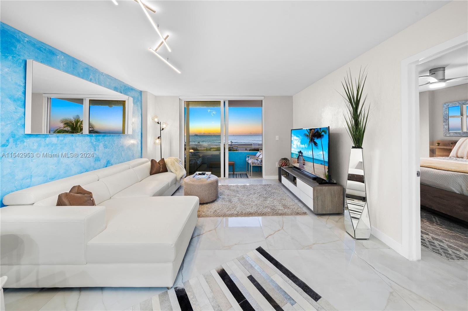 465 Ocean Dr  315, Miami Beach, Condo,  for sale, InCom Real Estate - Sample Office 
