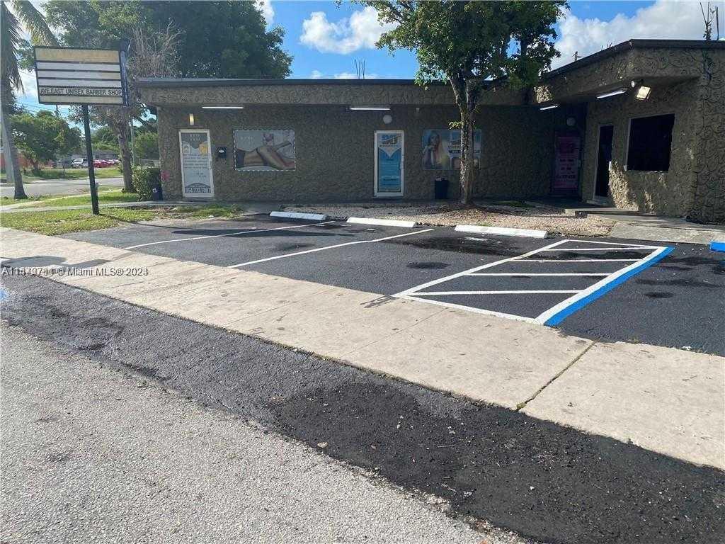 649 NW 22nd Rd , Fort Lauderdale,  for sale, InCom Real Estate - Sample Office 